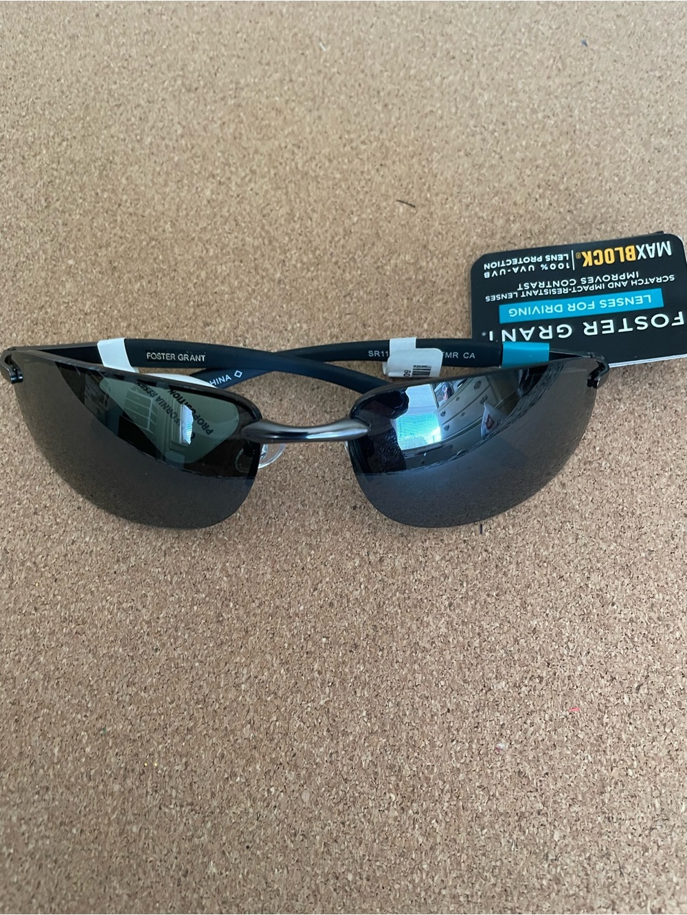 Foster Grant Men’s Black Rimless Polarized Sunglasses